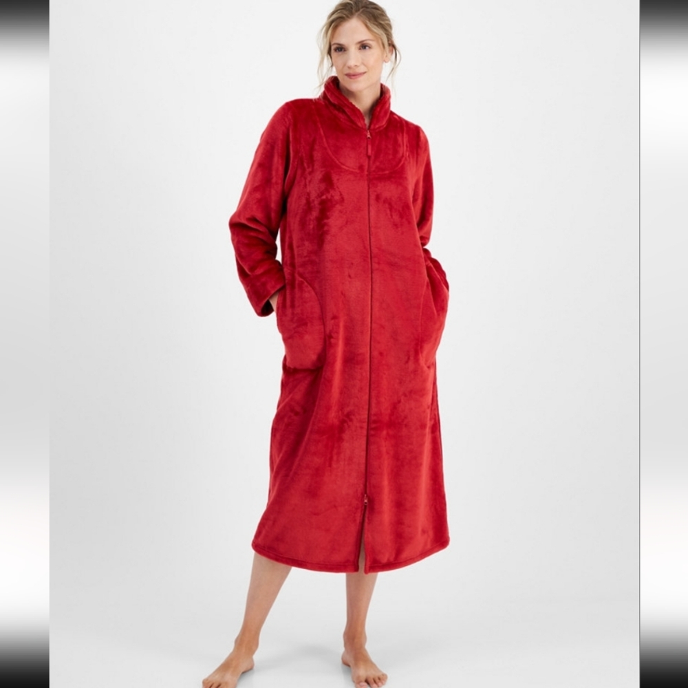 Charter Club Women's Long Plush Zip-Front Robe, Red